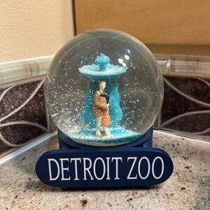 Coraline snow globe, coraline detroit zoo snow globe, coraline movie merch